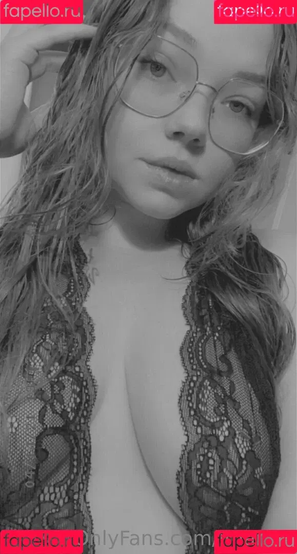 jmaryie Onlyfans Photo Gallery 
