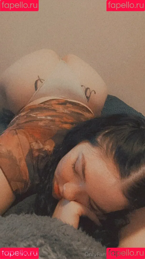 jmaryie Onlyfans Photo Gallery 