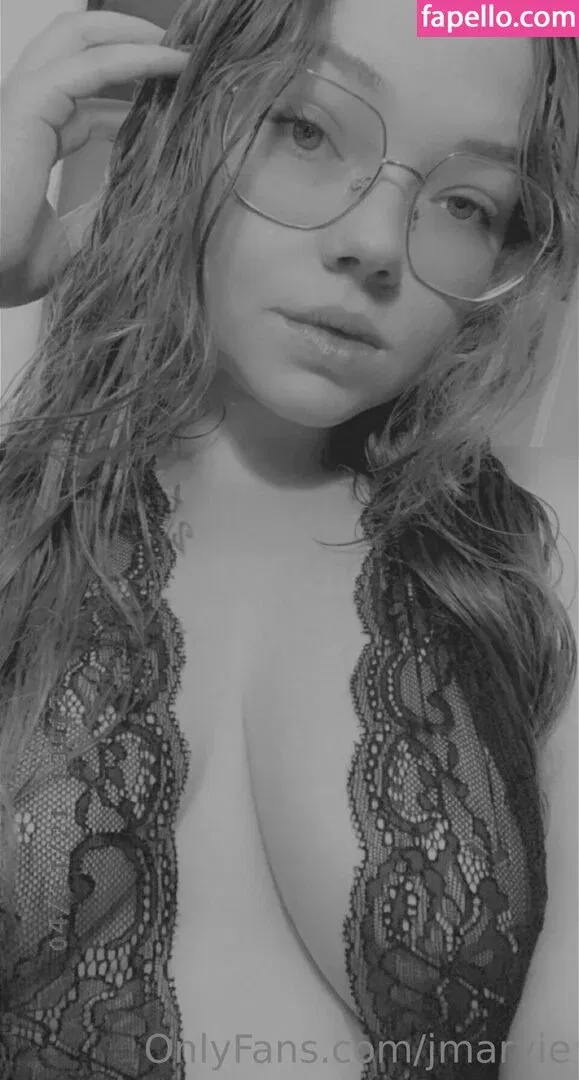 jmaryie Onlyfans Photo Gallery 