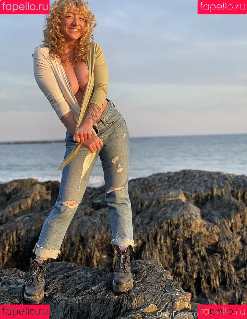 Susie Stellar Onlyfans Photo Gallery 