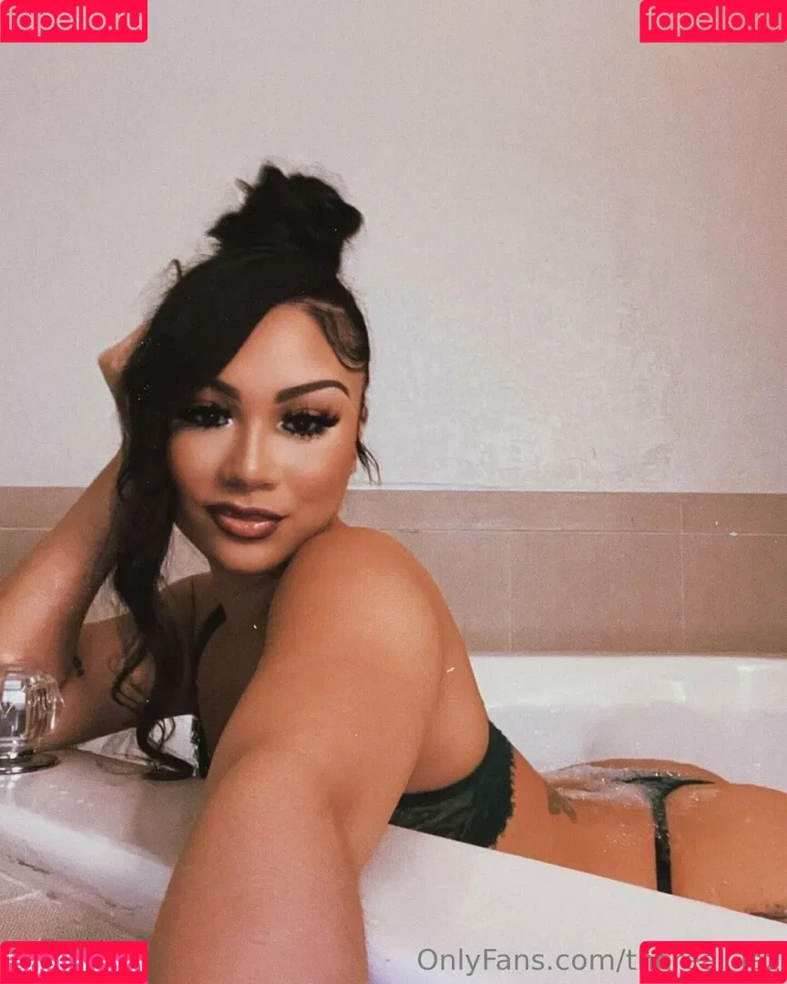 jazchinkz Onlyfans Photo Gallery 