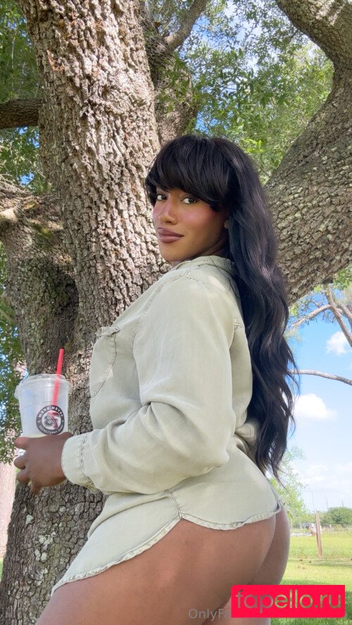 Miahkaela Nude Onlyfans Photo 39
