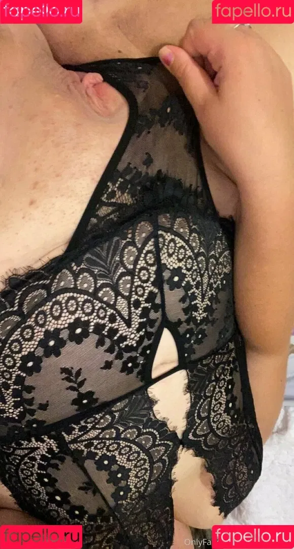 u105624166 Onlyfans Photo Gallery 