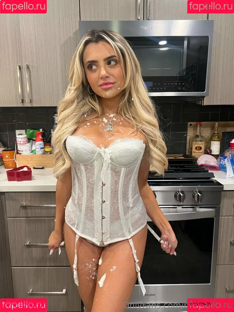 burr_brandi Onlyfans Photo Gallery 