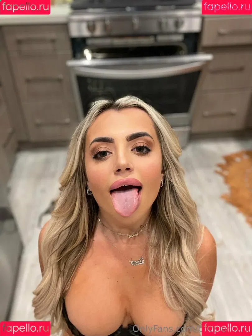 burr_brandi Onlyfans Photo Gallery 