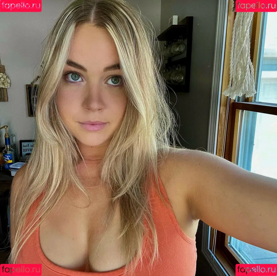 Eevyasmr Onlyfans Photo Gallery 