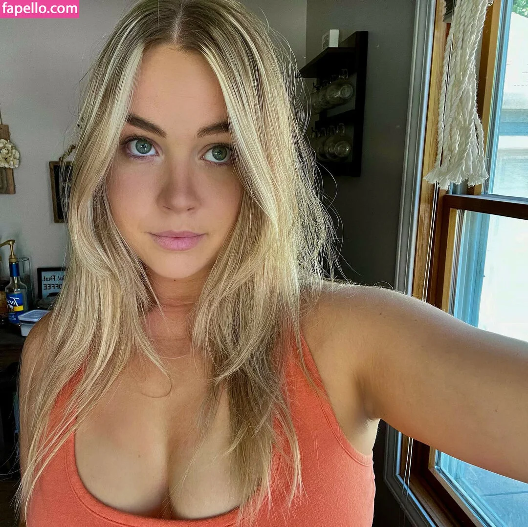 Eevyasmr Onlyfans Photo Gallery 