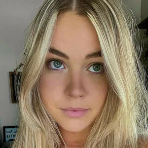 Eevyasmr Onlyfans Photo Gallery 