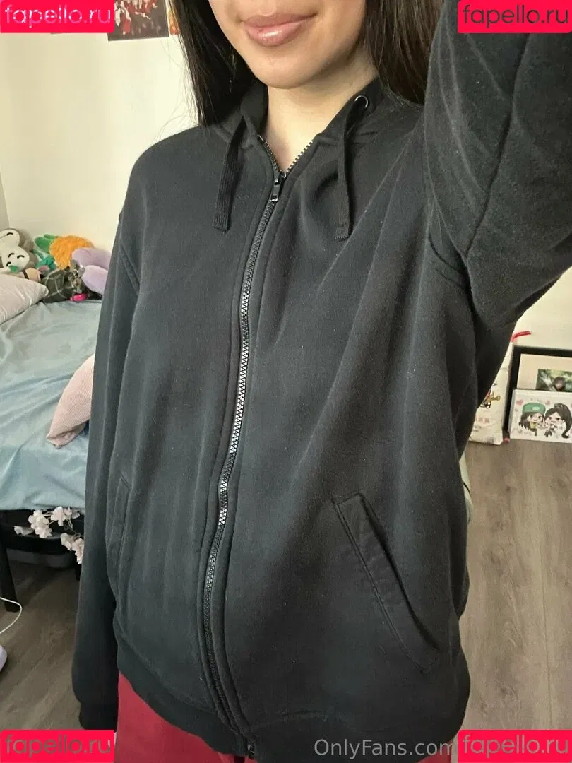 rinnykuun Onlyfans Photo Gallery 