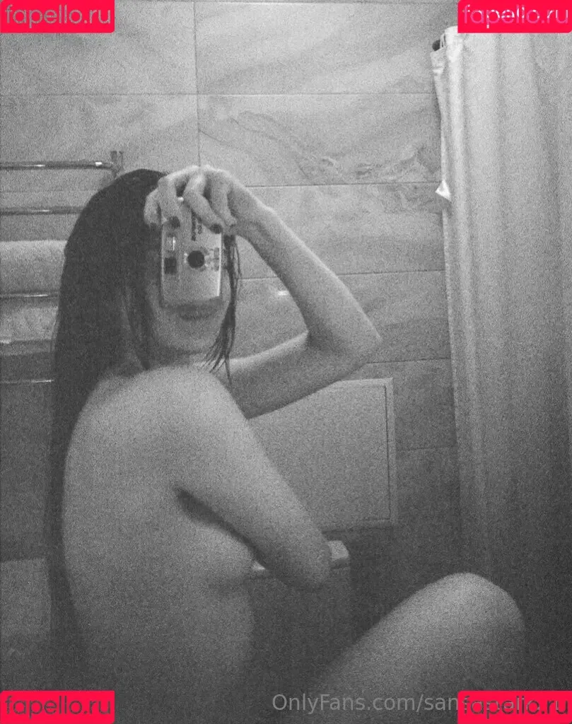 sansastark21 Onlyfans Photo Gallery 