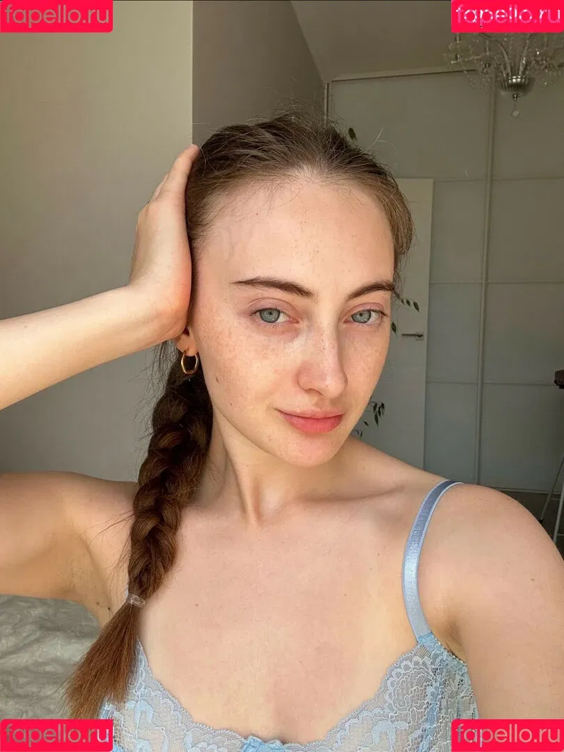 sansastark21 Onlyfans Photo Gallery 