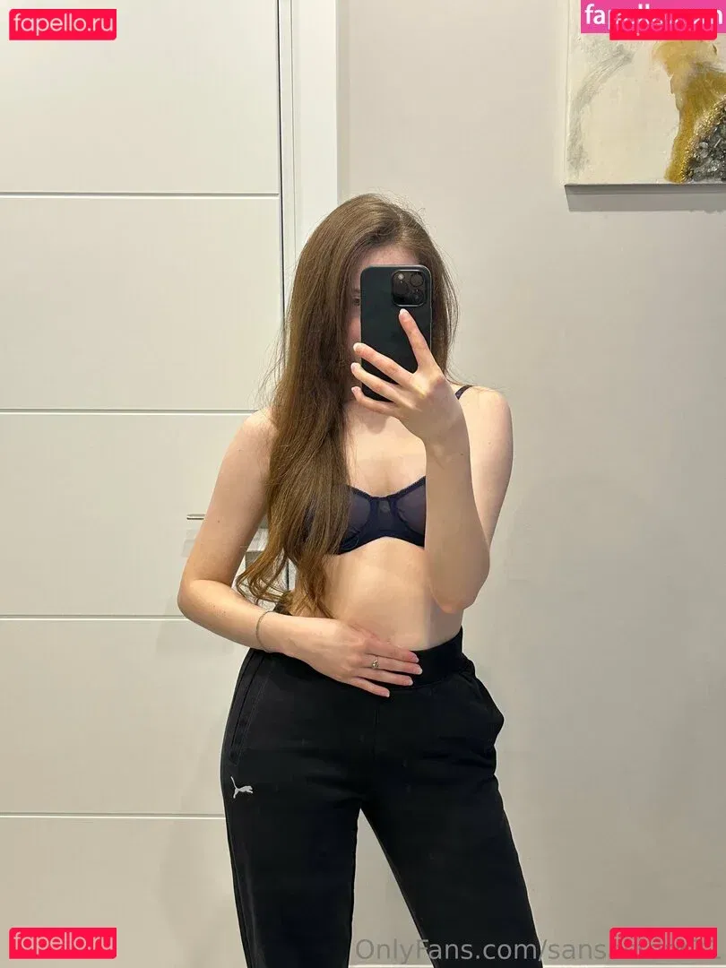 sansastark21 Onlyfans Photo Gallery 