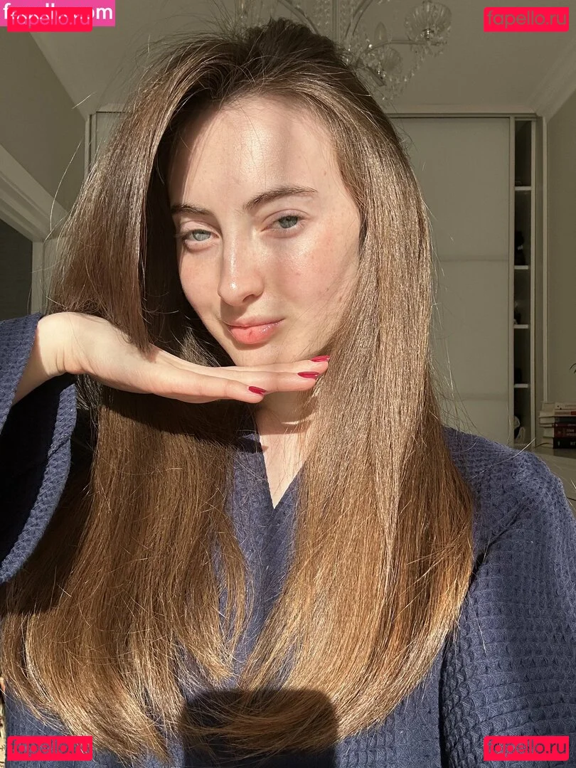 sansastark21 Onlyfans Photo Gallery 