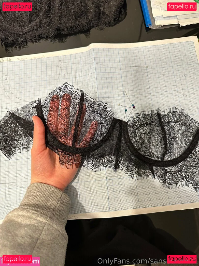 sansastark21 Onlyfans Photo Gallery 