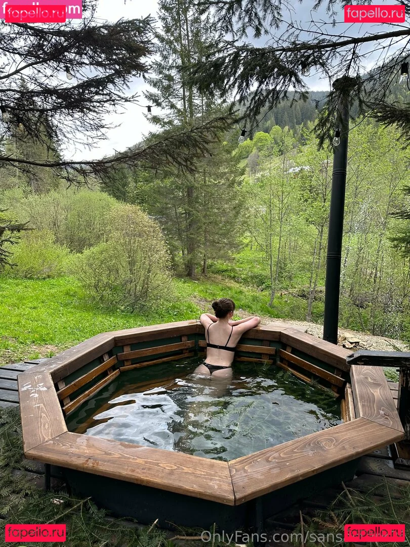 sansastark21 Onlyfans Photo Gallery 