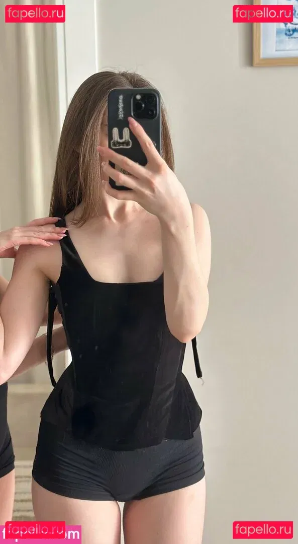 sansastark21 Onlyfans Photo Gallery 