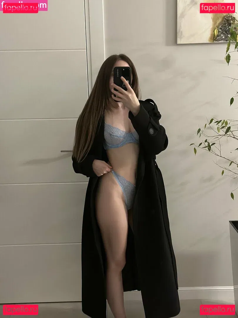 sansastark21 Onlyfans Photo Gallery 
