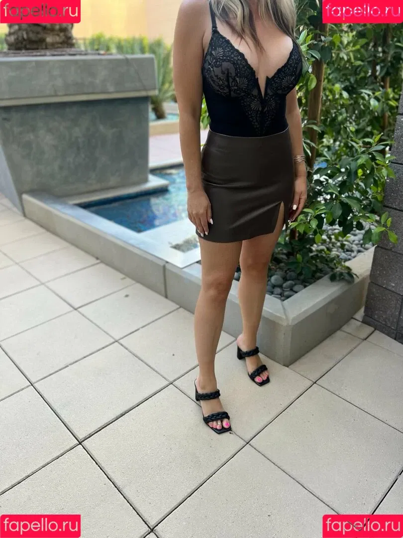 Mrs Brooke Miller Onlyfans Photo Gallery 