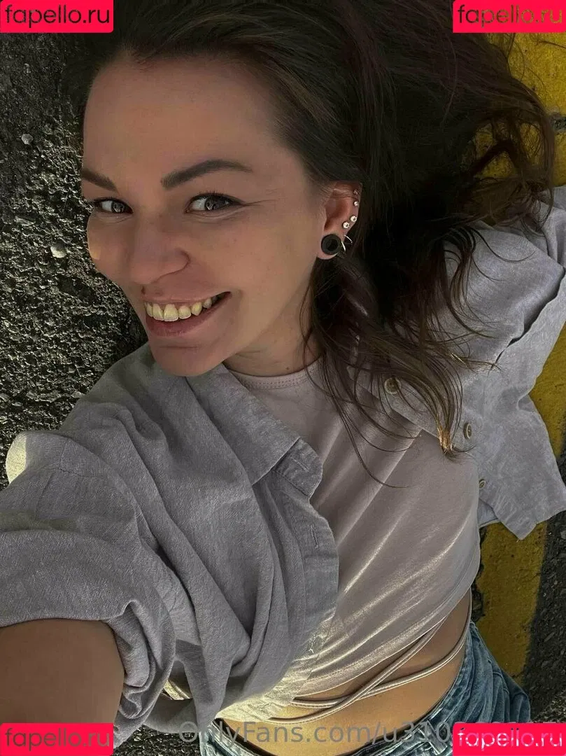 asa_akiraa Onlyfans Photo Gallery 