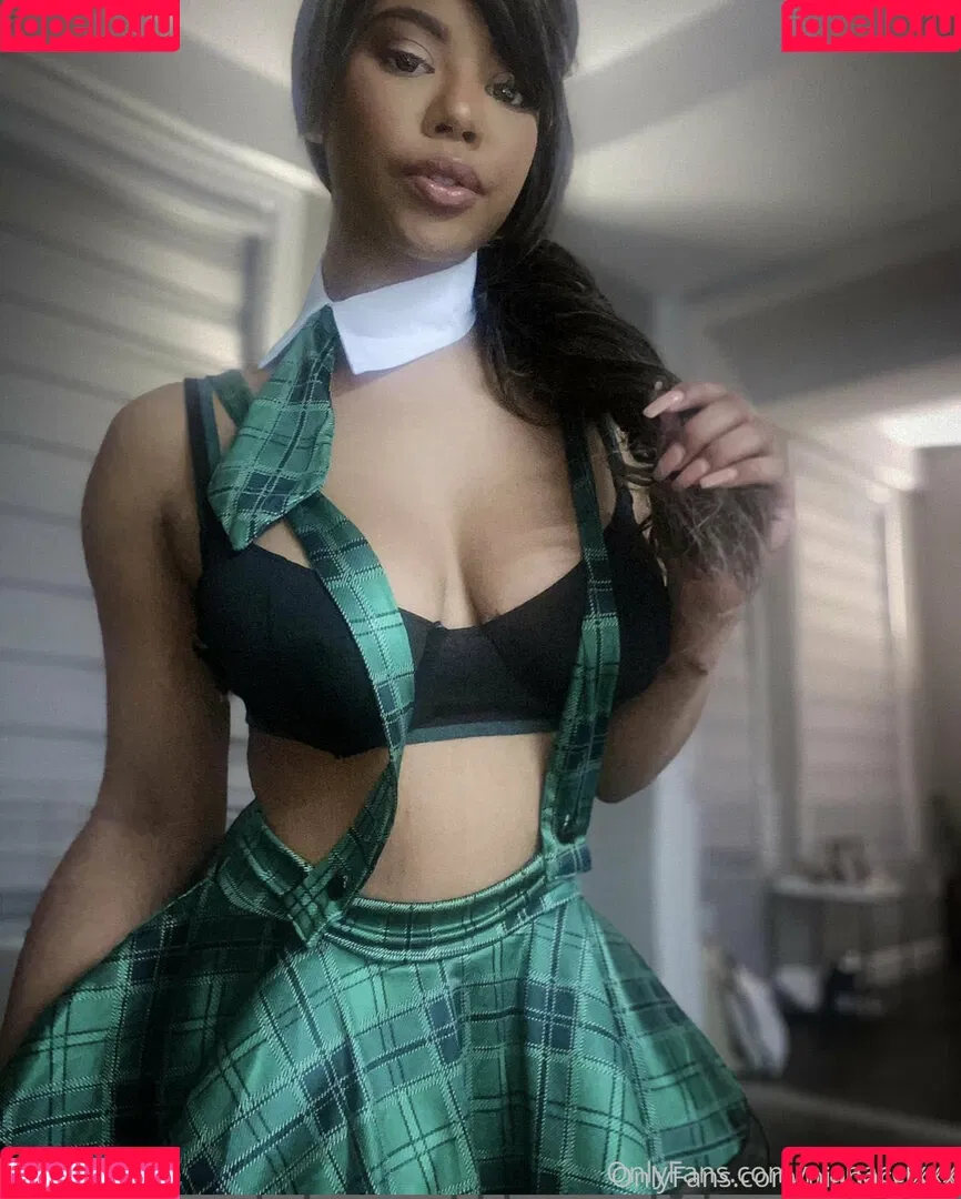 nianaccixxx Onlyfans Photo Gallery 