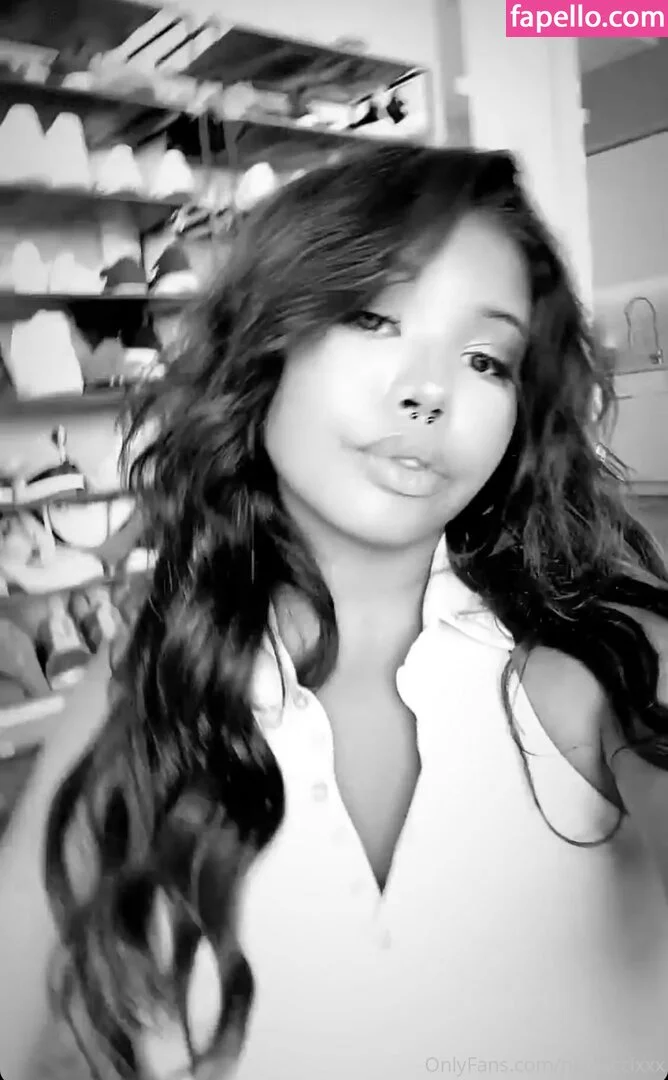 nianaccixxx Onlyfans Photo Gallery 