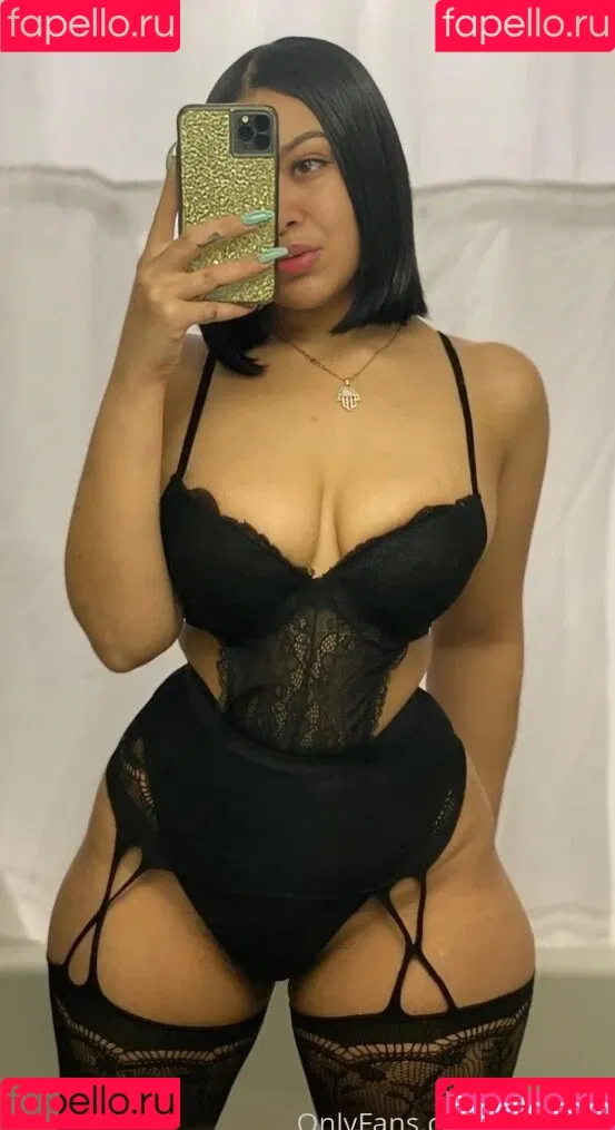 Goddyxaura Onlyfans Photo Gallery 