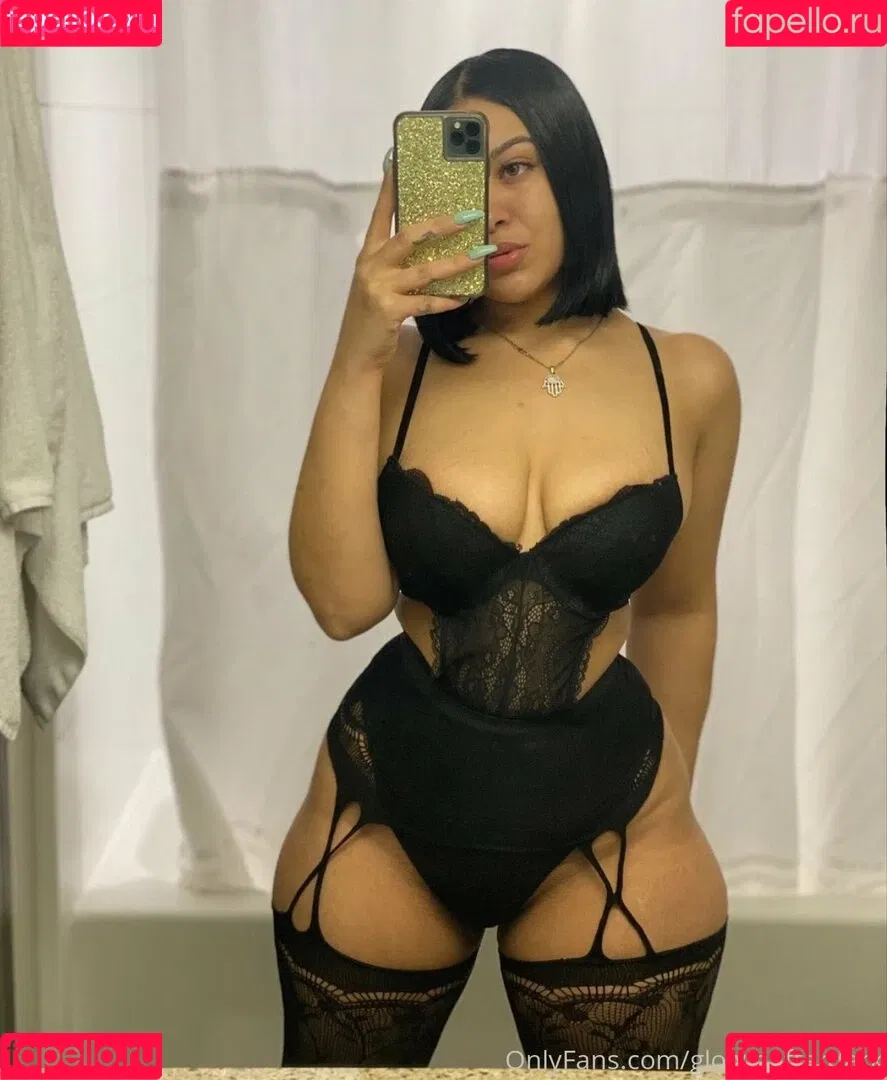 Goddyxaura Onlyfans Photo Gallery 