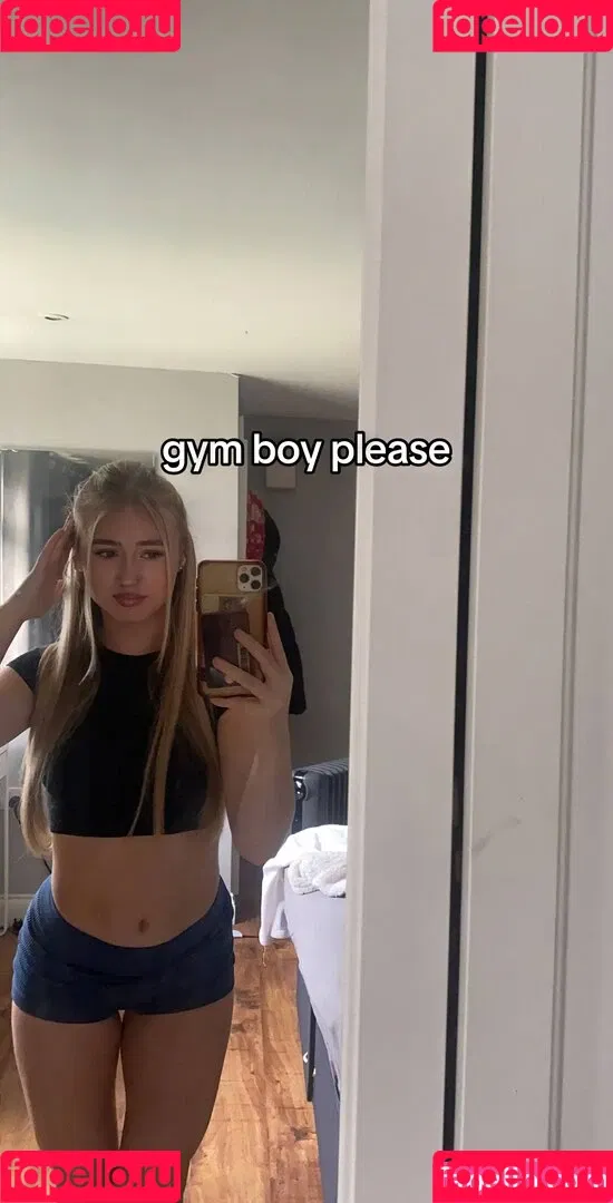 a.mae.04 Onlyfans Photo Gallery 