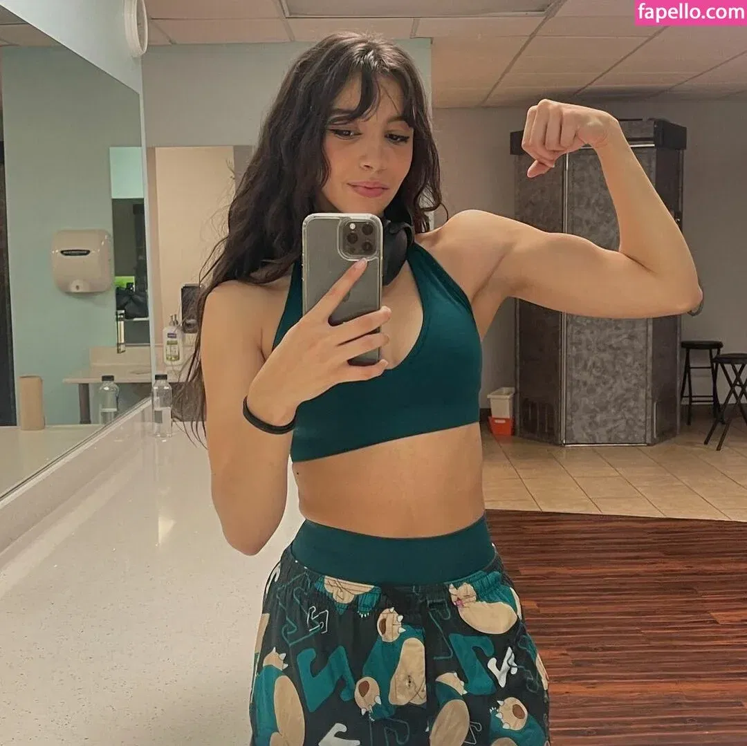 Over.taaa Onlyfans Photo Gallery 