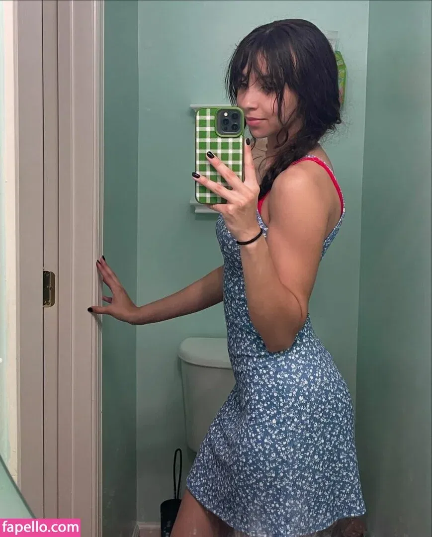 Over.taaa Onlyfans Photo Gallery 