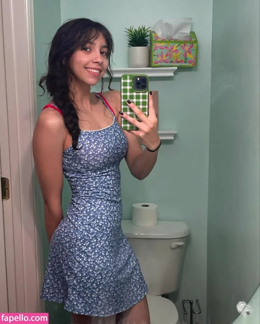 Over.taaa Onlyfans Photo Gallery 