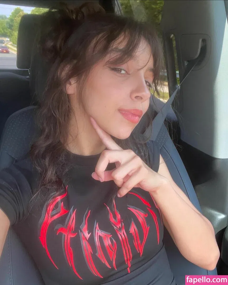 Over.taaa Onlyfans Photo Gallery 