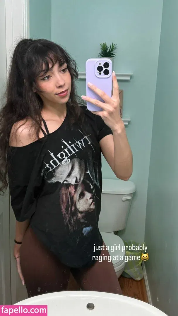 Over.taaa Onlyfans Photo Gallery 