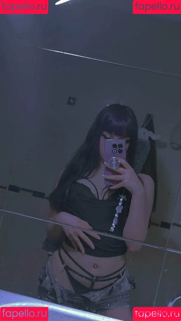 theakaleina Onlyfans Photo Gallery 