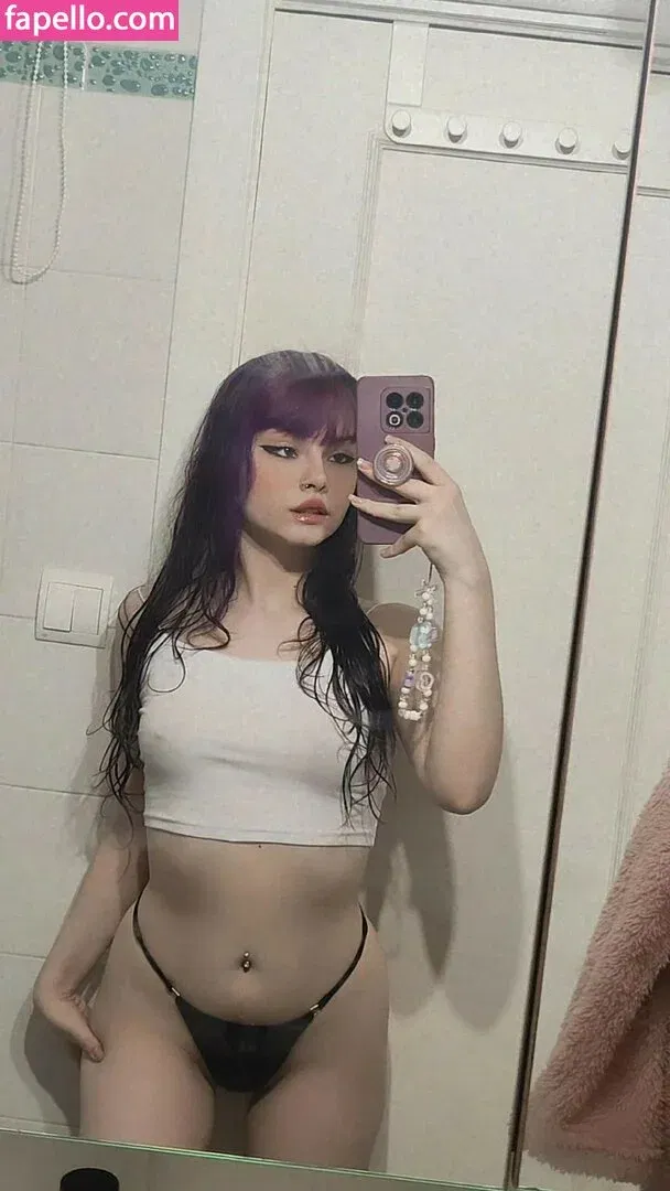 theakaleina Onlyfans Photo Gallery 