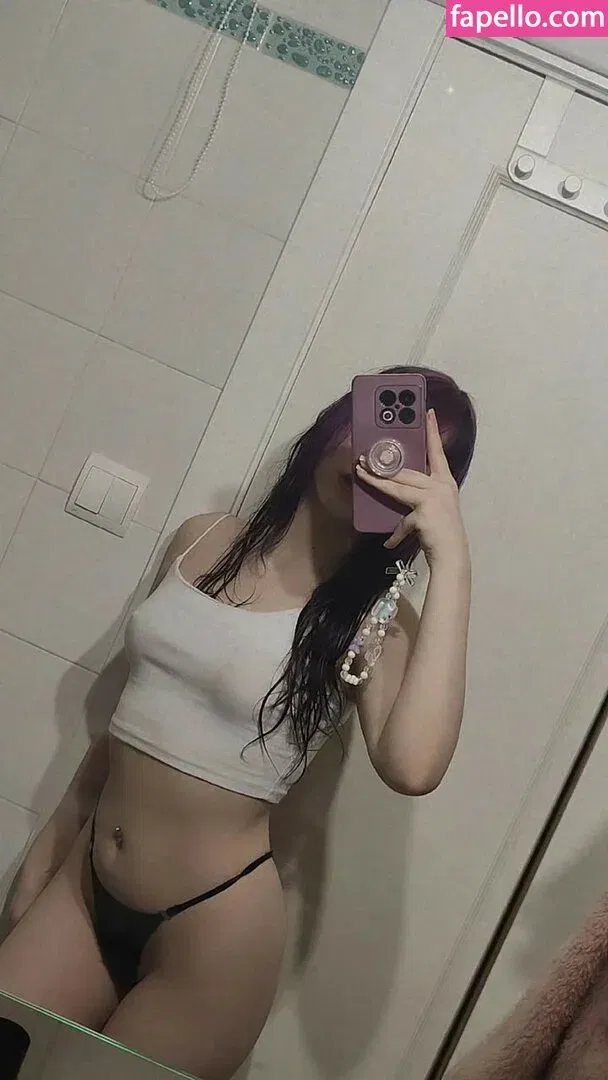 theakaleina Onlyfans Photo Gallery 