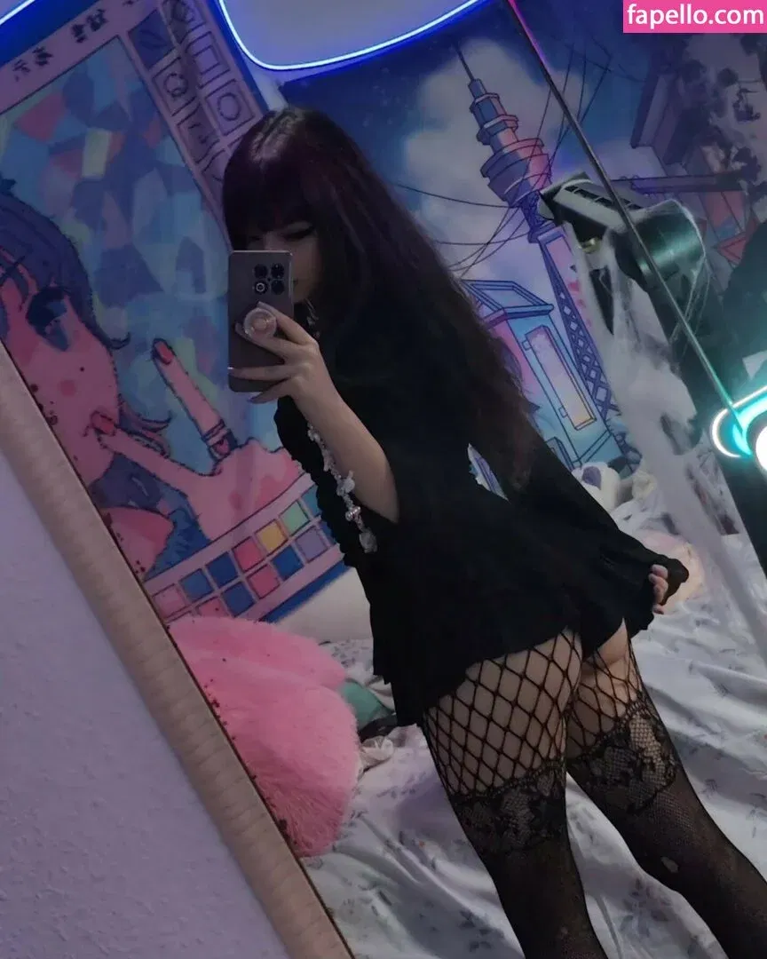 theakaleina Onlyfans Photo Gallery 