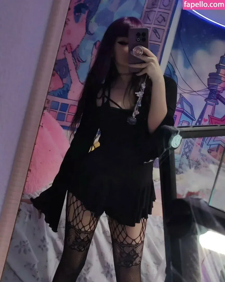 theakaleina Onlyfans Photo Gallery 