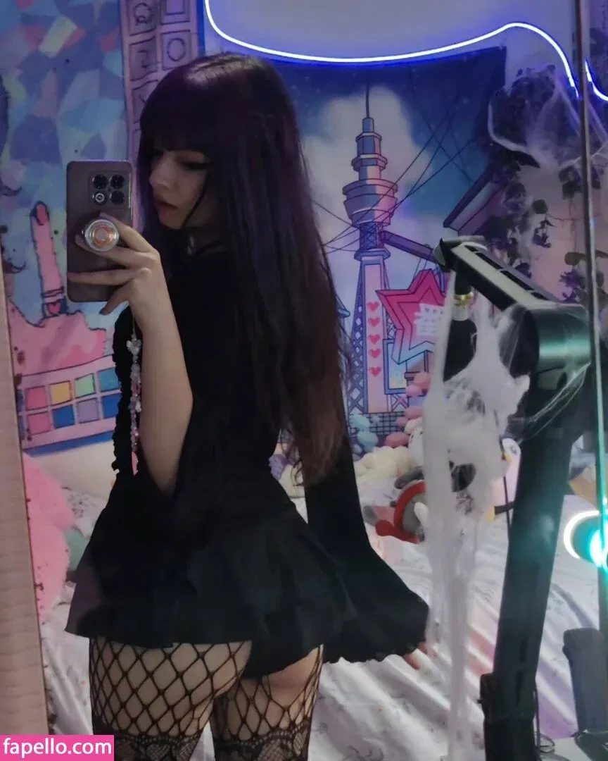 theakaleina Onlyfans Photo Gallery 