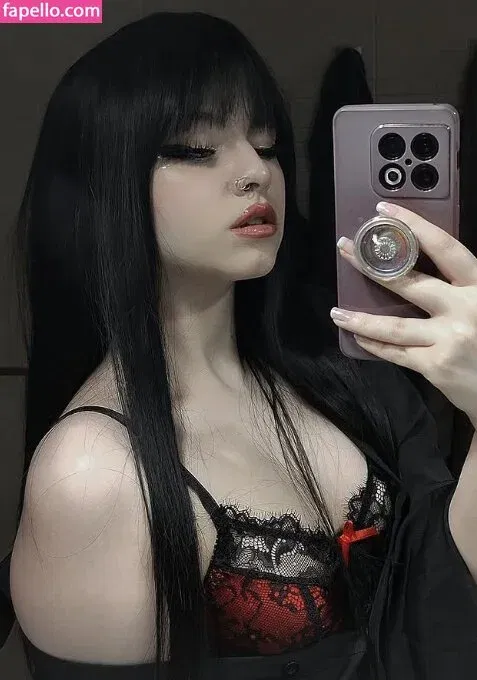 theakaleina Onlyfans Photo Gallery 