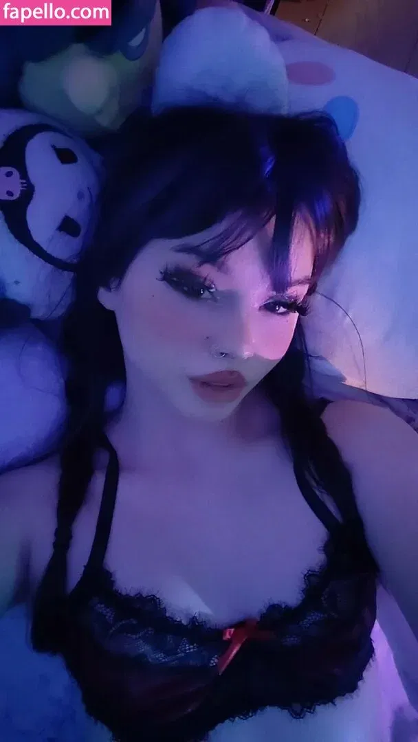 theakaleina Onlyfans Photo Gallery 