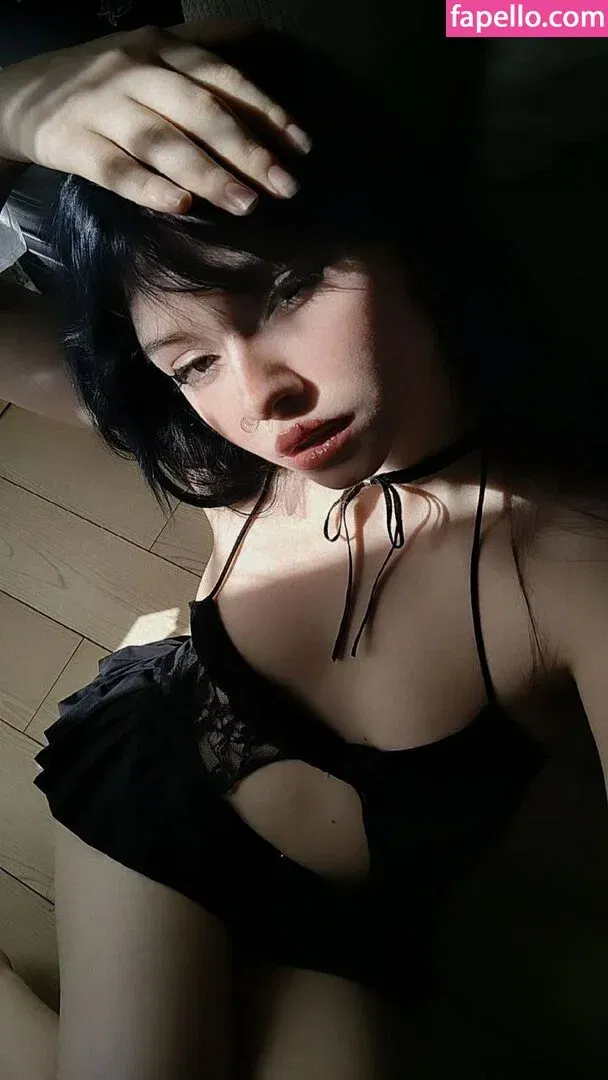 theakaleina Onlyfans Photo Gallery 