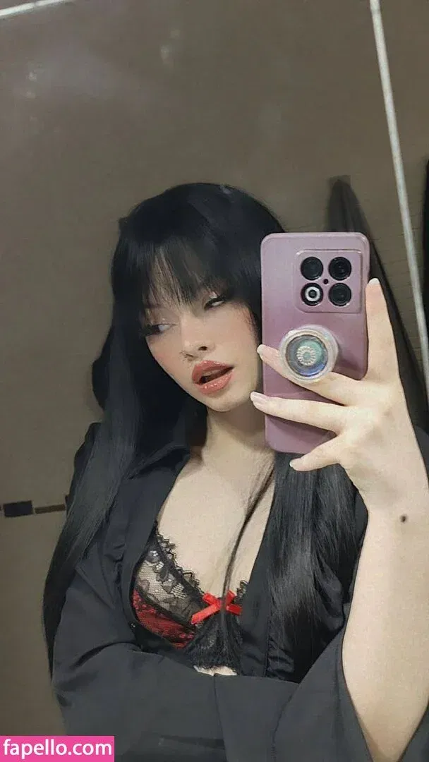 theakaleina Onlyfans Photo Gallery 