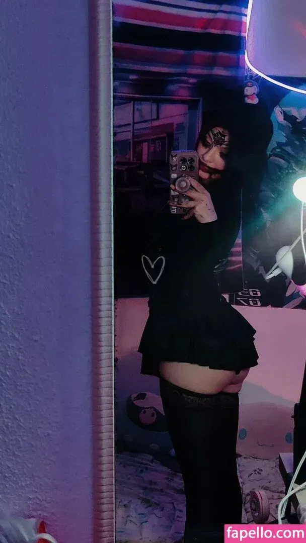 theakaleina Onlyfans Photo Gallery 