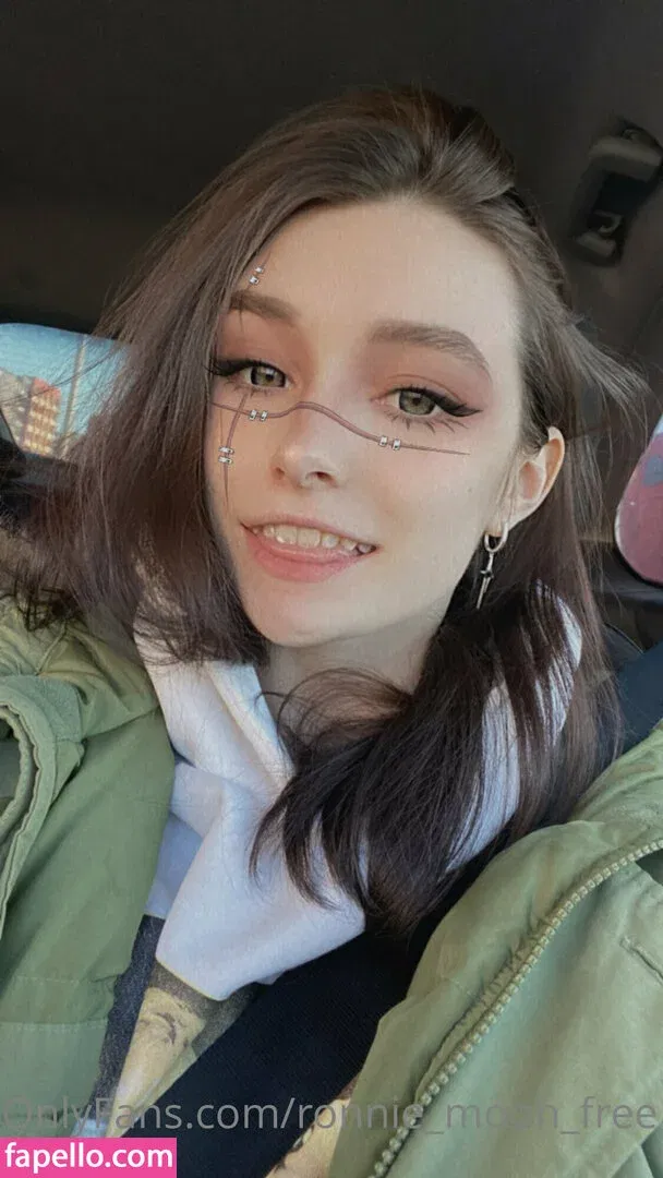 ronnie_moon_free Onlyfans Photo Gallery 