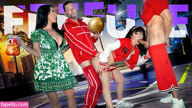 Pixie Smalls Onlyfans Photo Gallery 