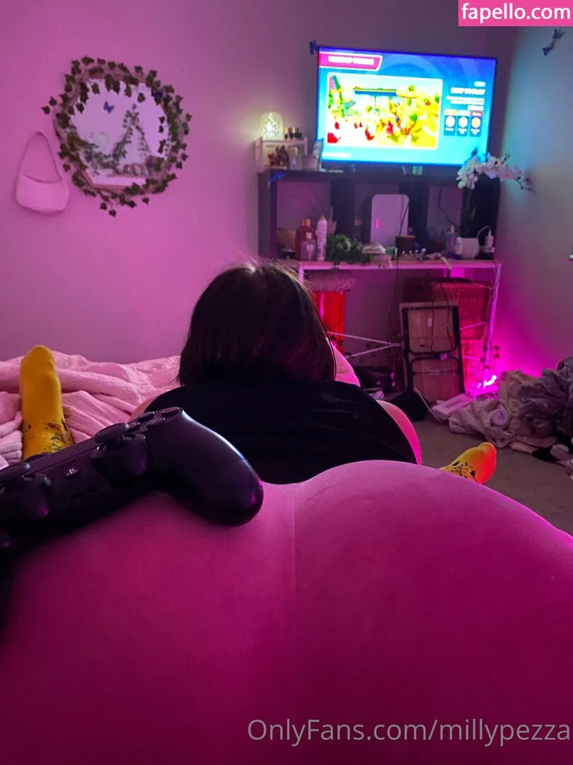 millypezza Onlyfans Photo Gallery 