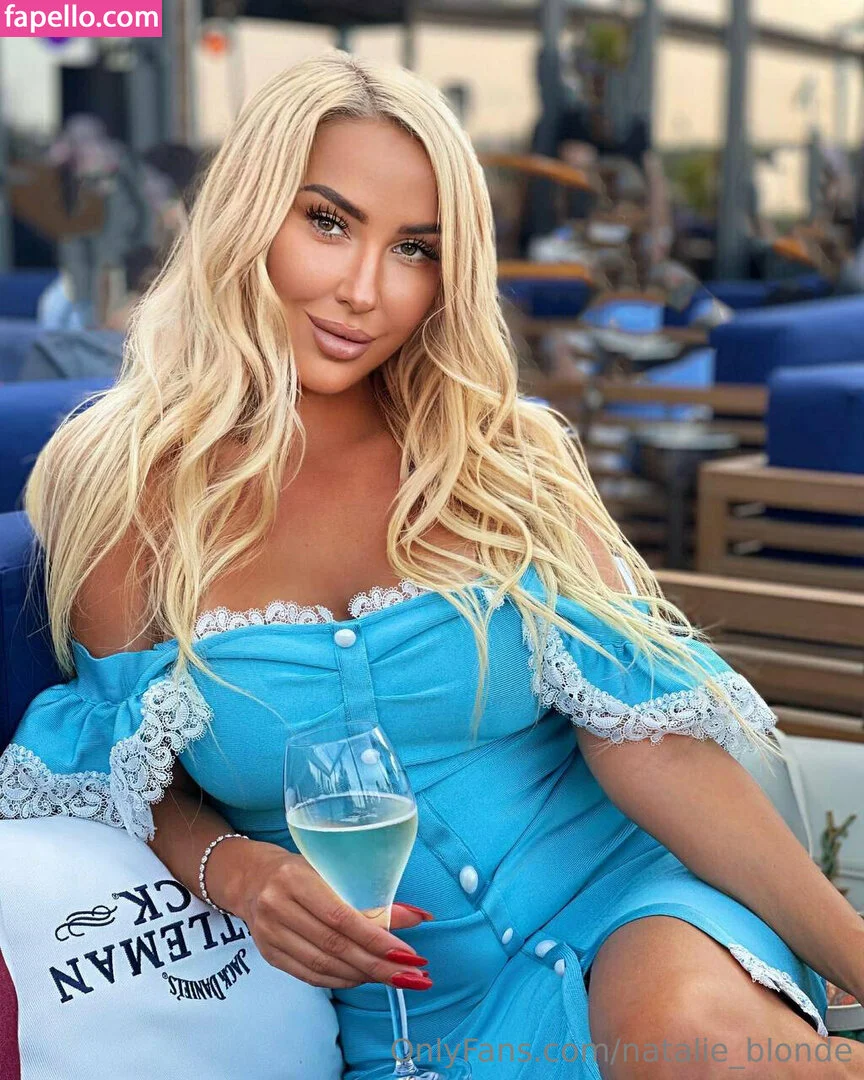 natalie_blonde Onlyfans Photo Gallery 