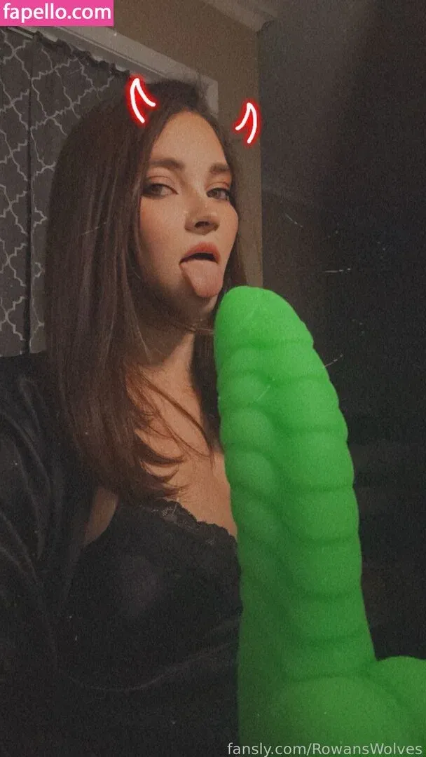 RowansWolves Onlyfans Photo Gallery 