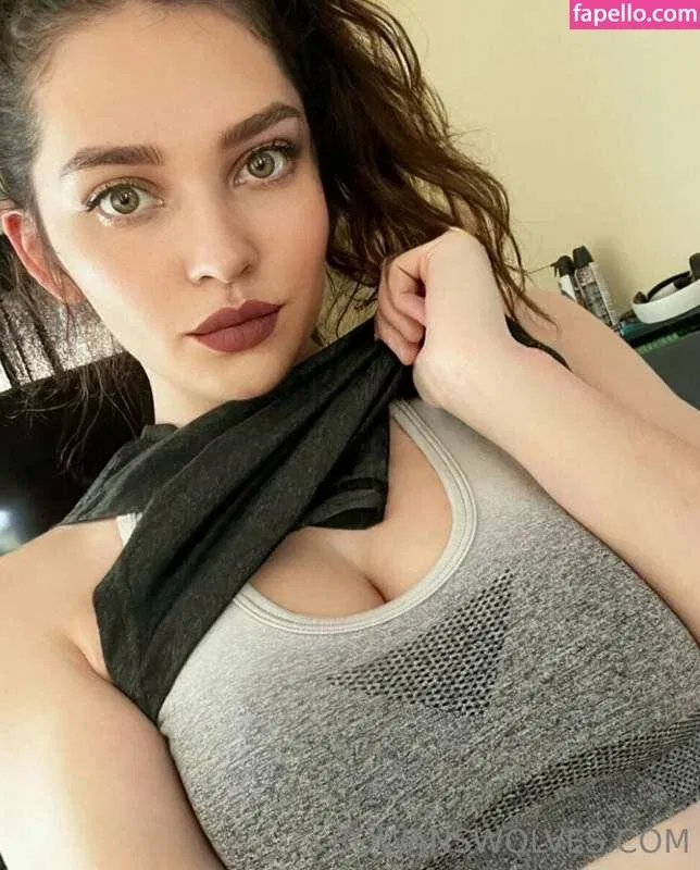 RowansWolves Onlyfans Photo Gallery 